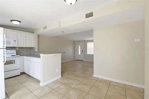 6810 Tuttle Street Tampa FL 33634