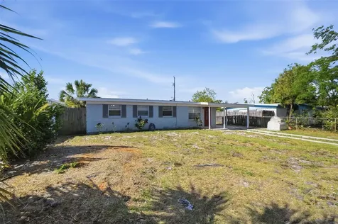 6810 Tuttle Street Tampa FL 33634