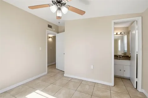6810 Tuttle Street Tampa FL 33634