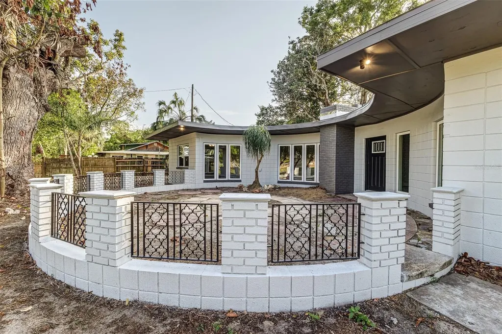 315 S Itasca Avenue Lake Alfred FL 33850