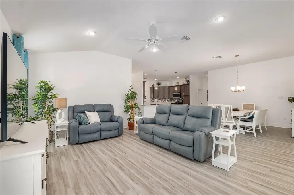 1659 Mcmurtrie Loop The Villages FL 34762