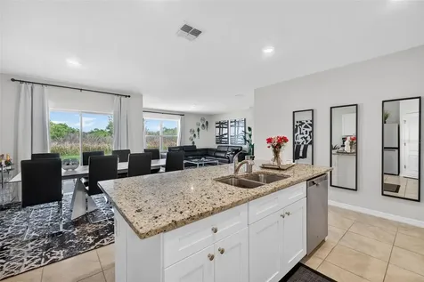 5740 Grey Granite Way Lakeland FL 33811