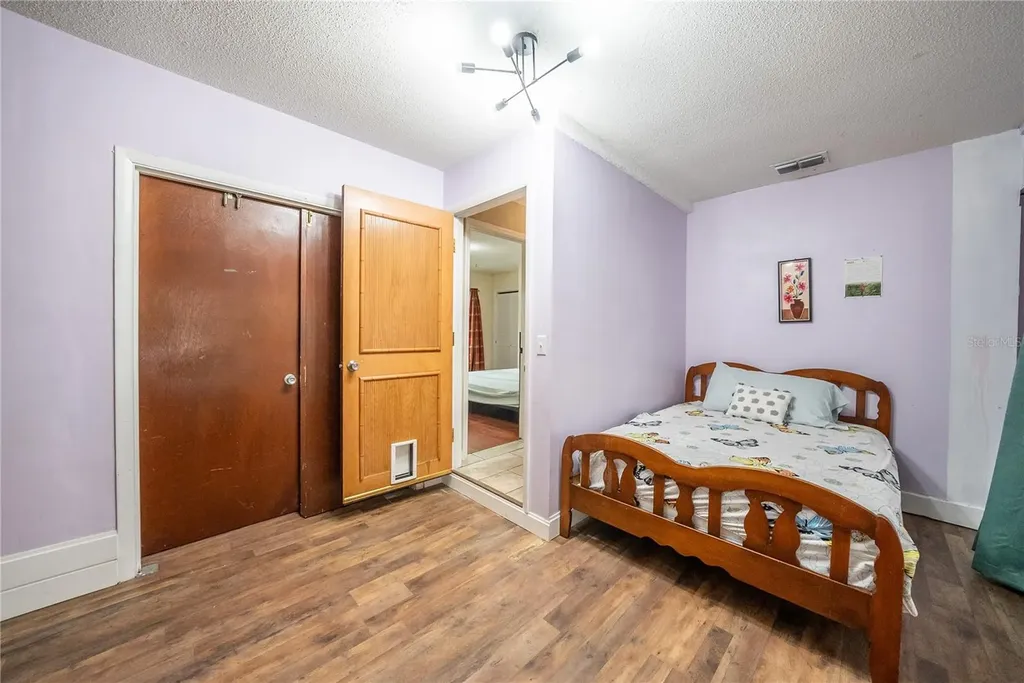 12 Spring Lake Way Ocala FL 34472