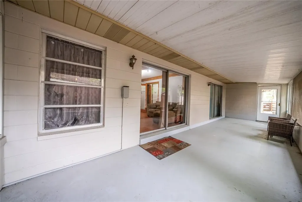 12 Spring Lake Way Ocala FL 34472