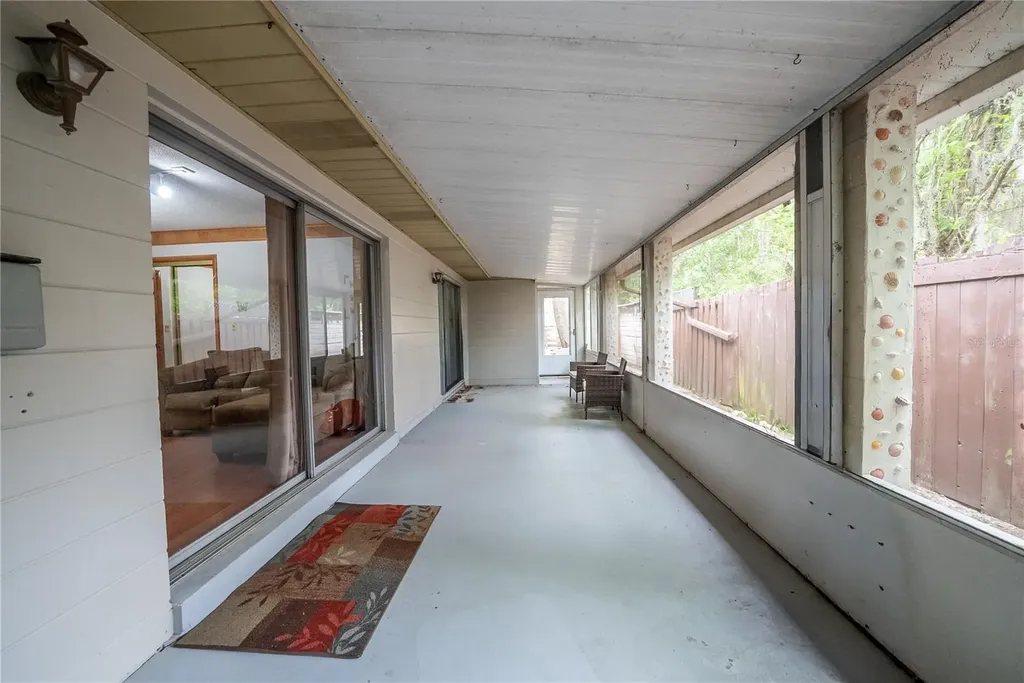12 Spring Lake Way Ocala FL 34472