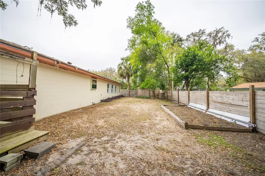 12 Spring Lake Way Ocala FL 34472