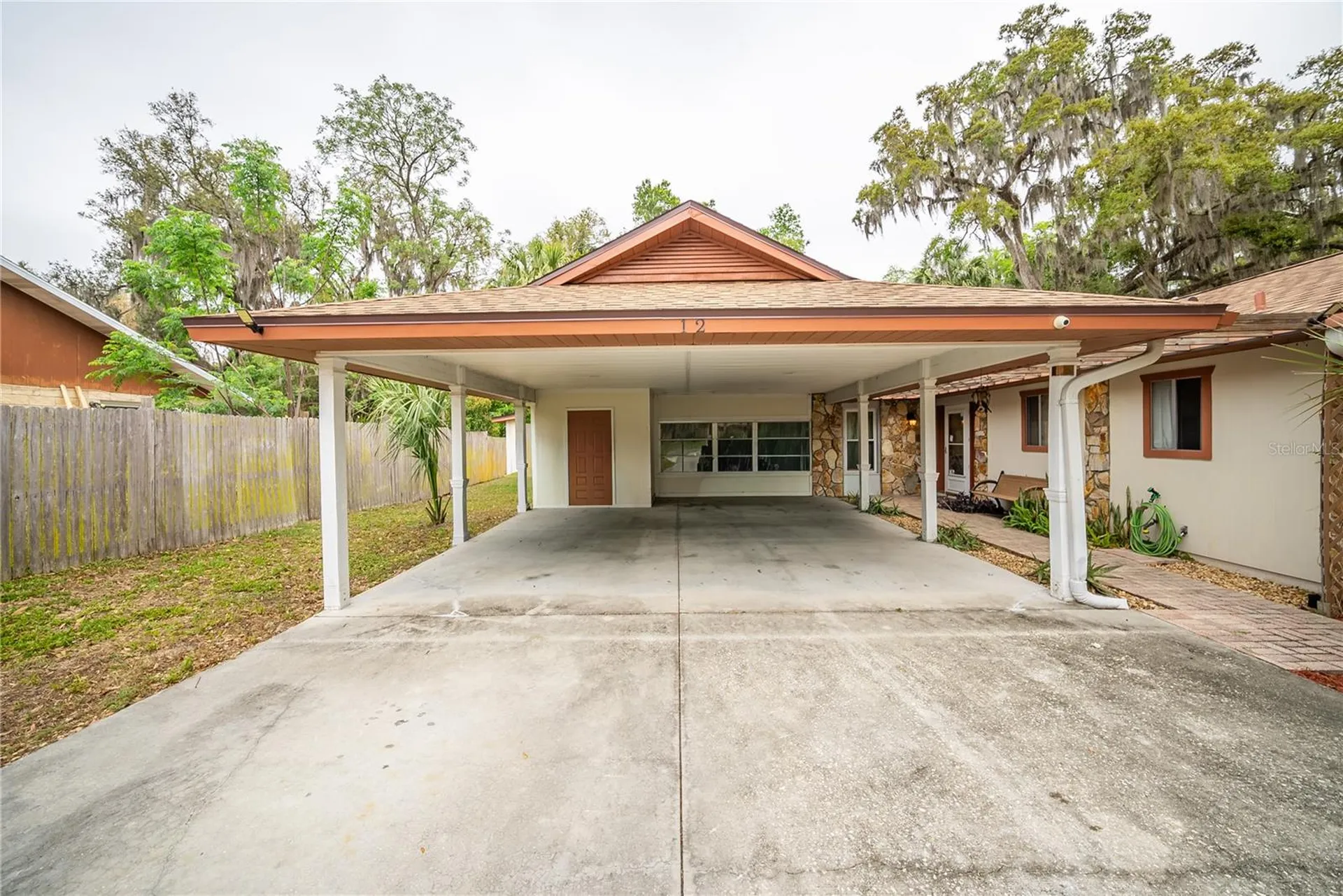 12 Spring Lake Way Ocala FL 34472