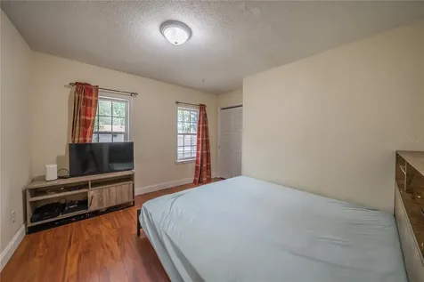 12 Spring Lake Way Ocala FL 34472