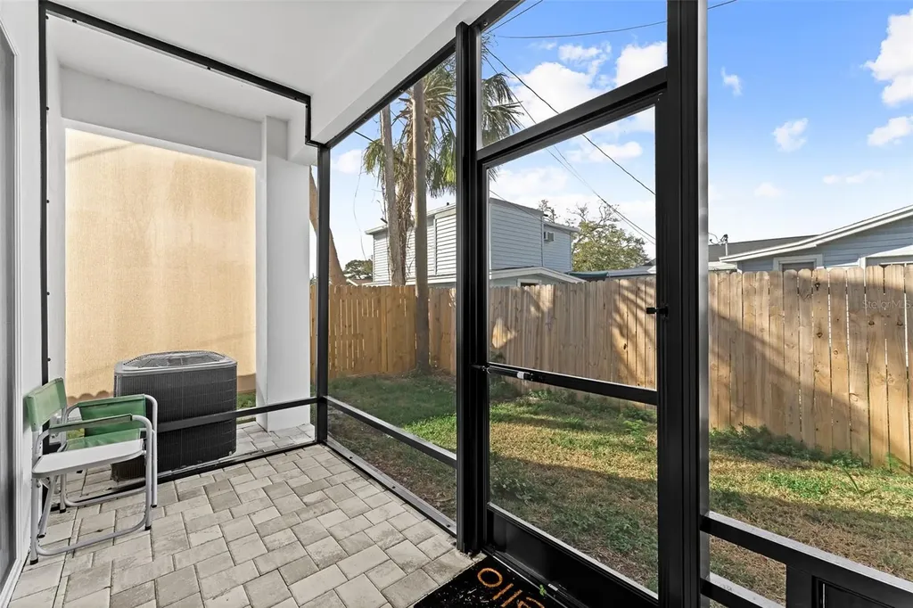 4907 15th Avenue N St Petersburg FL 33710