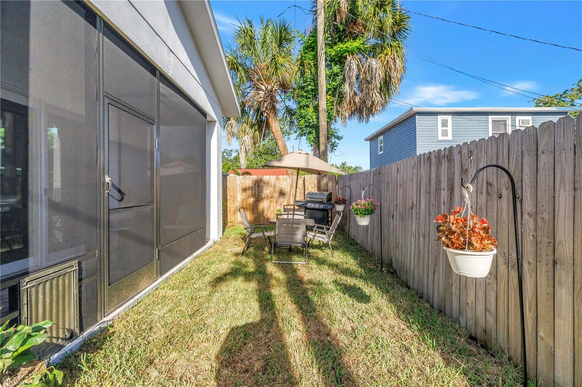 4907 15th Avenue N St Petersburg FL 33710