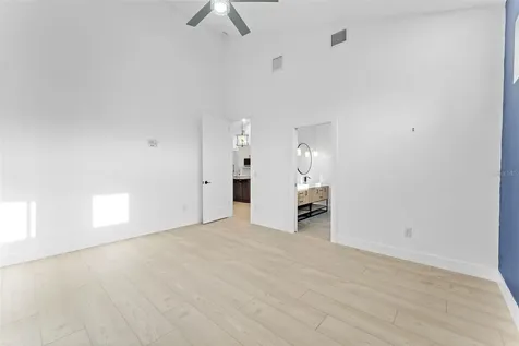 4907 15th Avenue N St Petersburg FL 33710