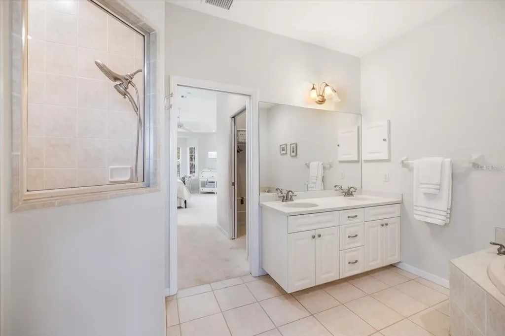 9181 Lake Drive Englewood FL 34224
