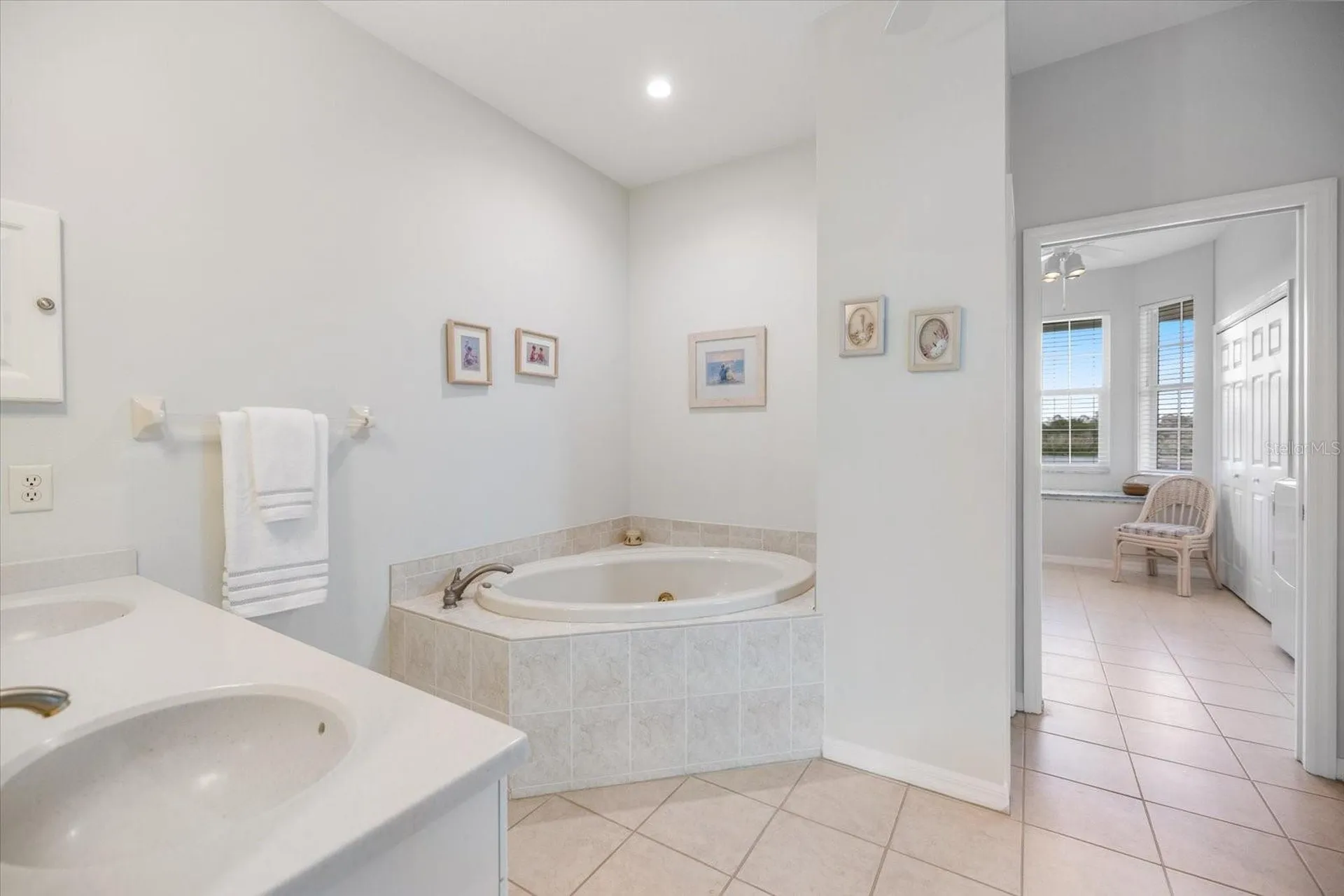 9181 Lake Drive Englewood FL 34224