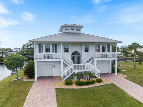 9181 Lake Drive Englewood FL 34224