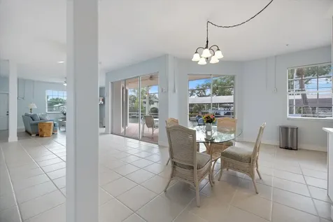 9181 Lake Drive Englewood FL 34224