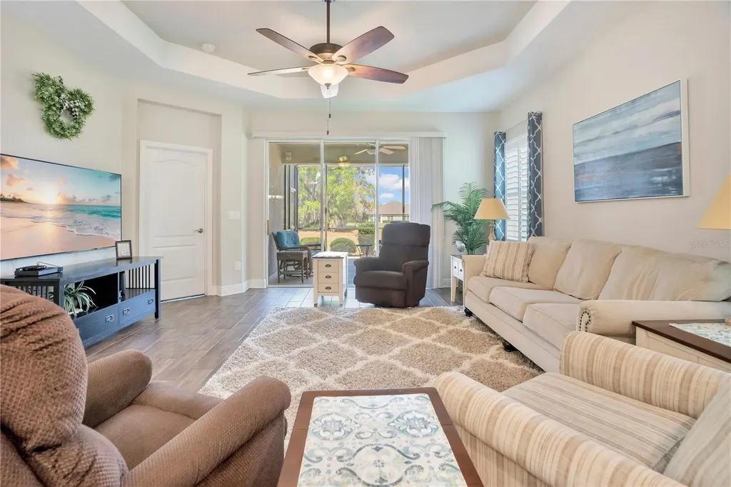 13541 Circa Crossing Drive Lithia FL 33547