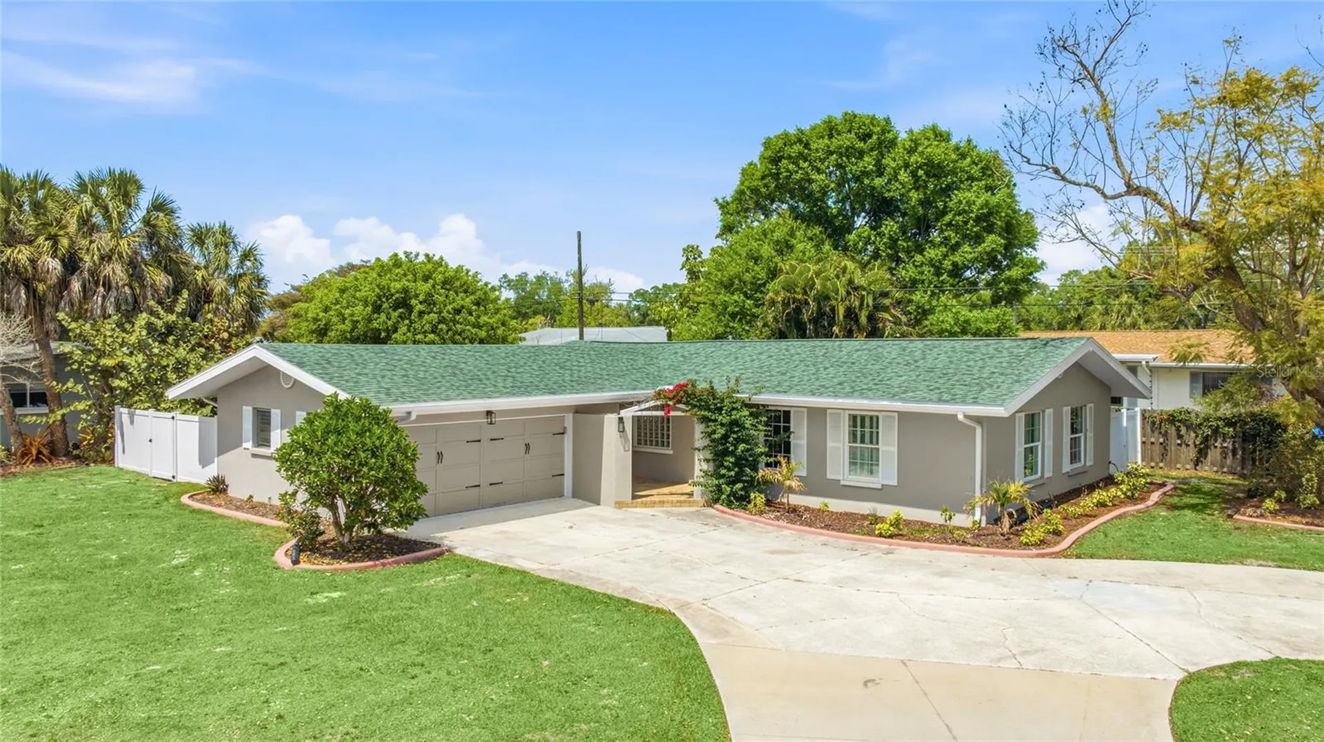2949 Bougainvillea Street Sarasota FL 34239