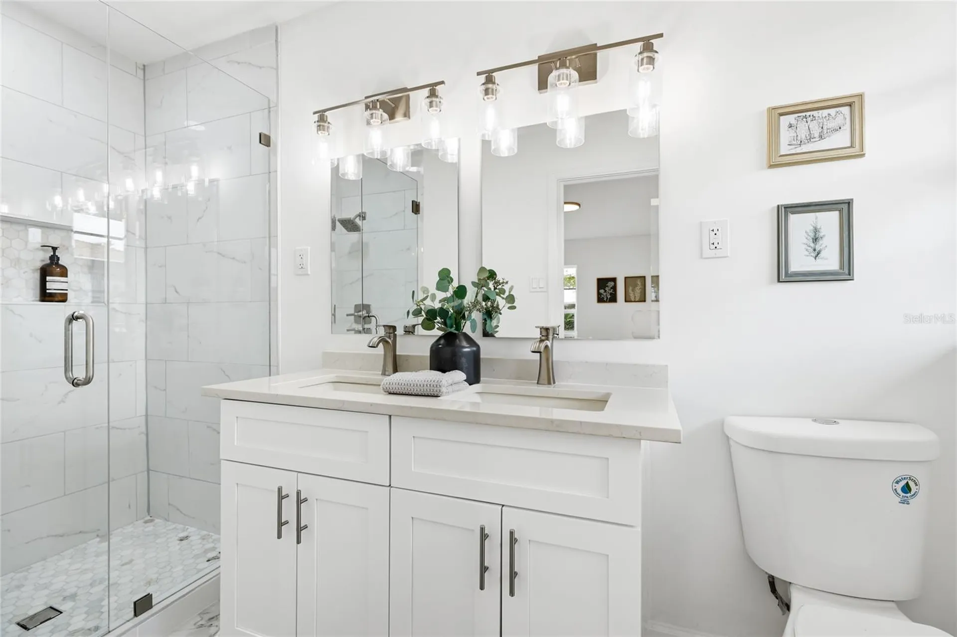 2949 Bougainvillea Street Sarasota FL 34239