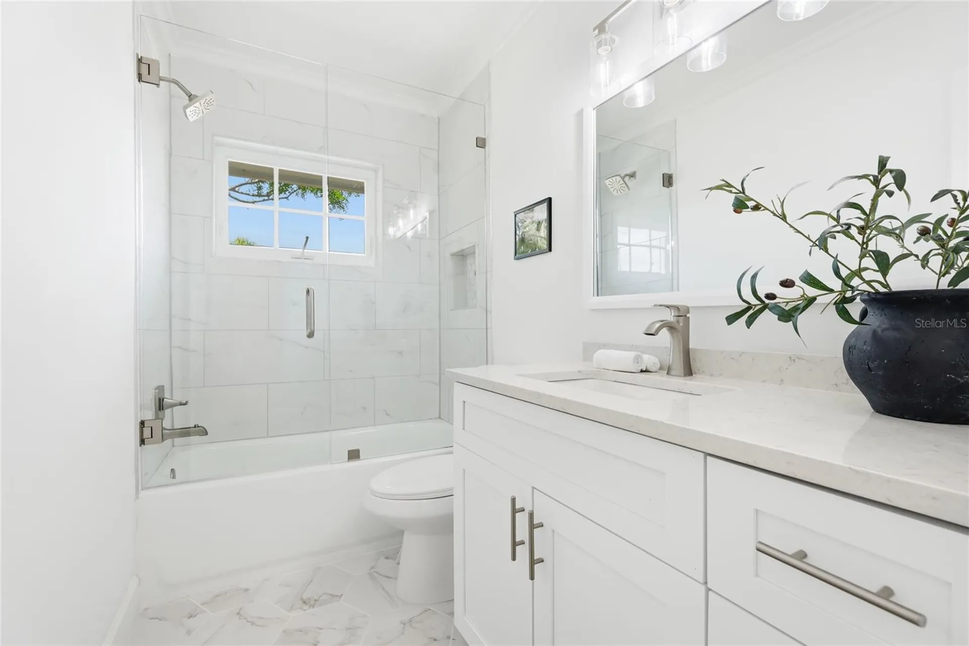 2949 Bougainvillea Street Sarasota FL 34239