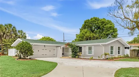 2949 Bougainvillea Street Sarasota FL 34239