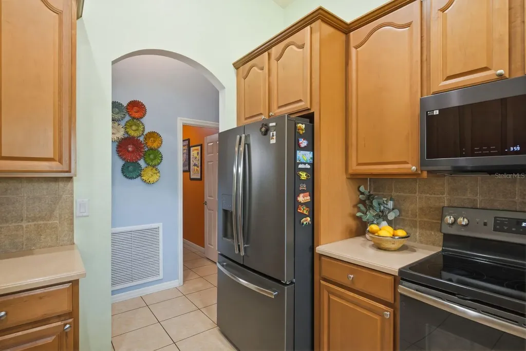 2423 Triggerfish Court Holiday FL 34691
