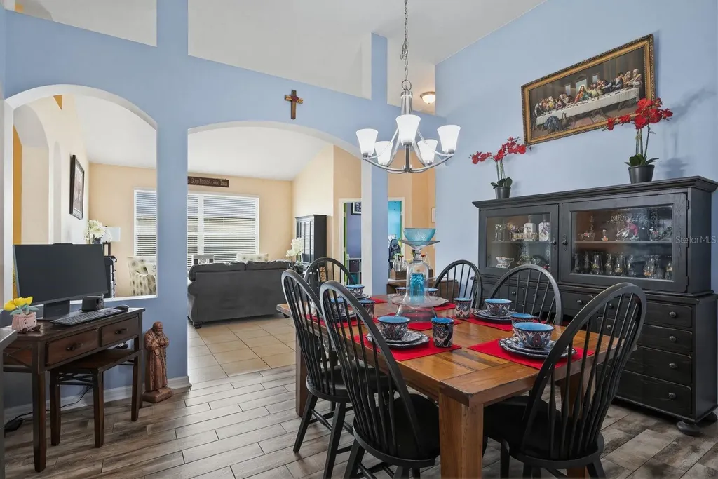 2423 Triggerfish Court Holiday FL 34691