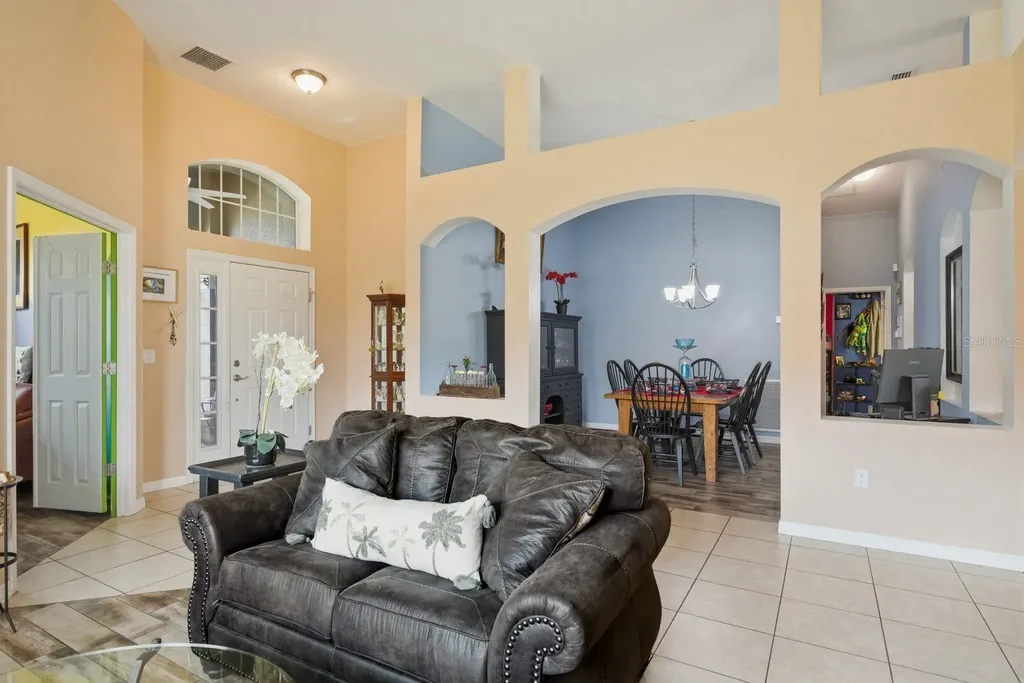 2423 Triggerfish Court Holiday FL 34691