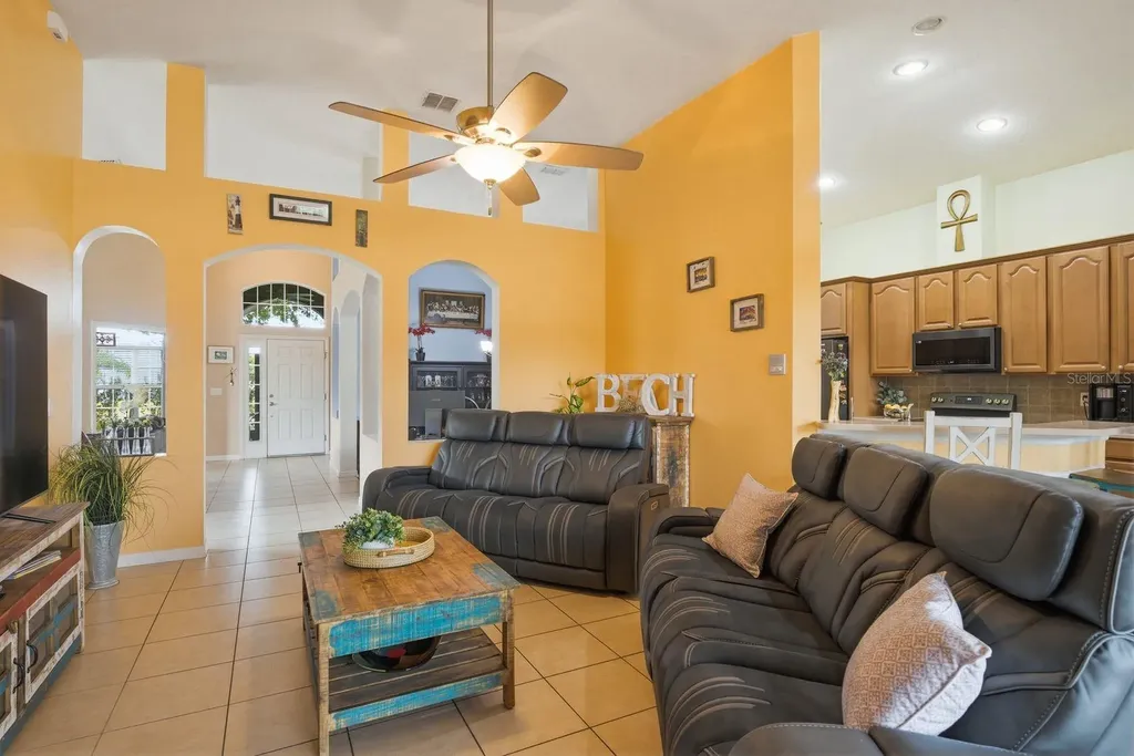 2423 Triggerfish Court Holiday FL 34691