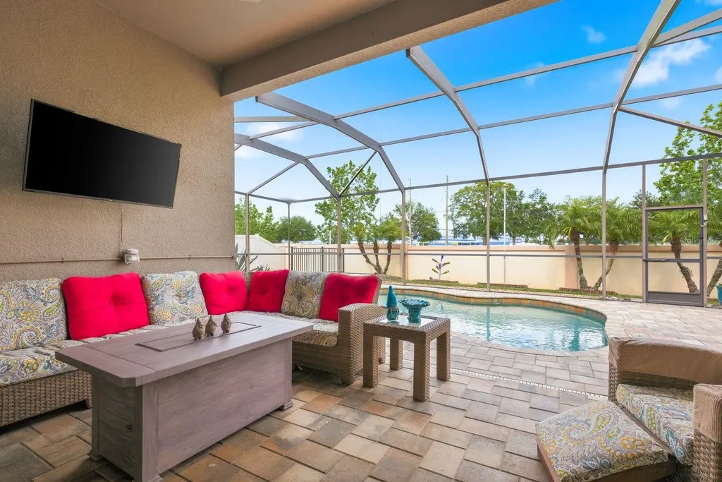 2423 Triggerfish Court Holiday FL 34691