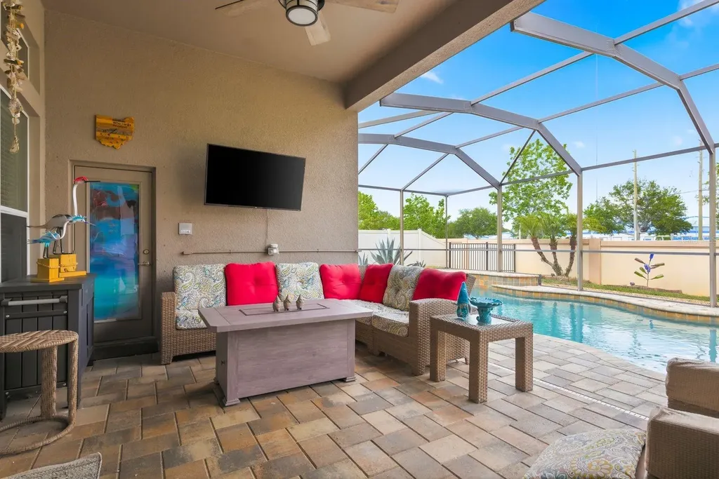 2423 Triggerfish Court Holiday FL 34691