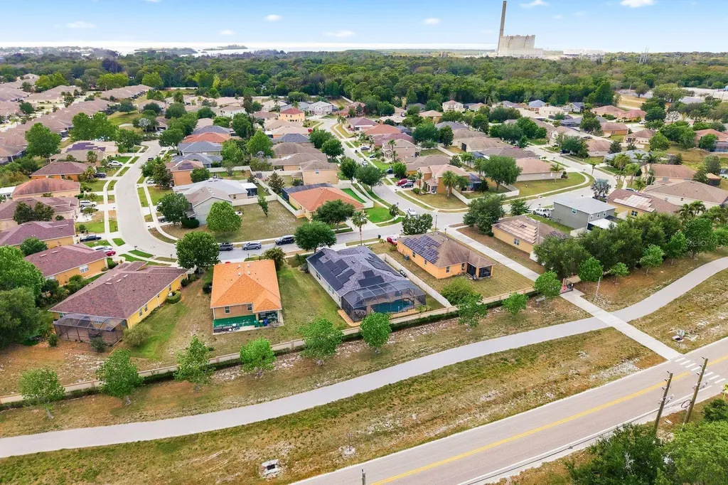 2423 Triggerfish Court Holiday FL 34691