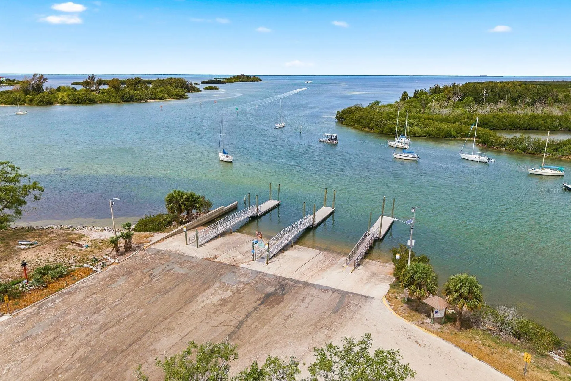 2423 Triggerfish Court Holiday FL 34691