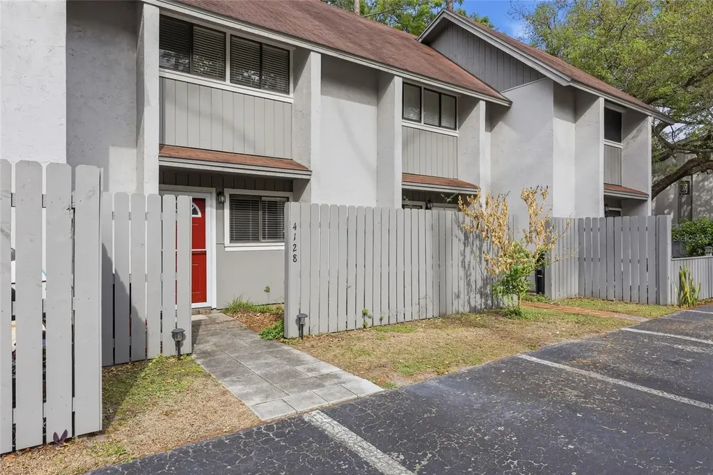 4128 NW 44th Drive Gainesville FL 32606