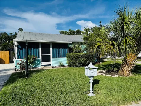 6980 Poinsetta Longboat Key FL 34228