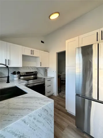 6980 Poinsetta Longboat Key FL 34228