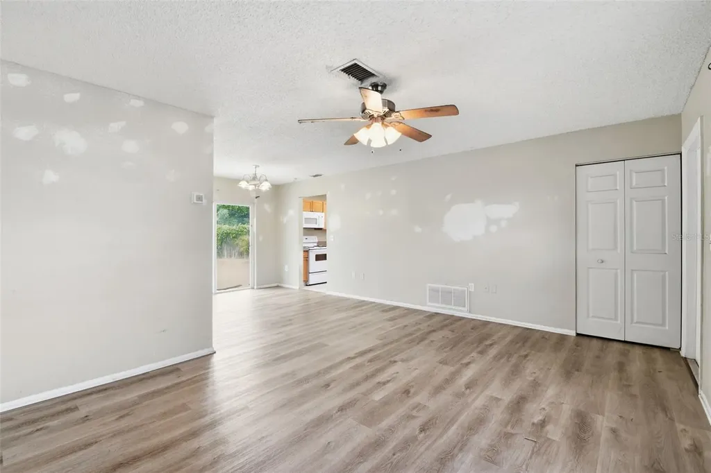 2706 40th Street W Bradenton FL 34205