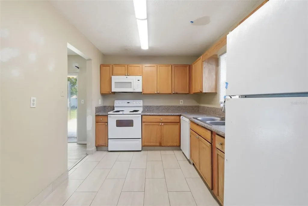 2706 40th Street W Bradenton FL 34205