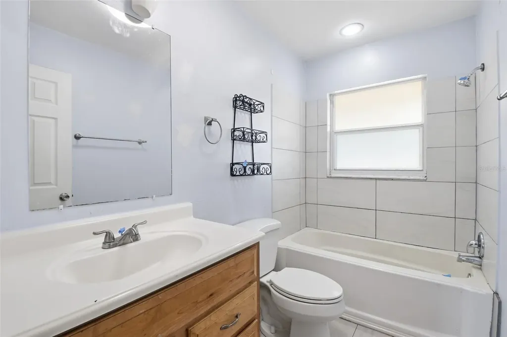 2706 40th Street W Bradenton FL 34205
