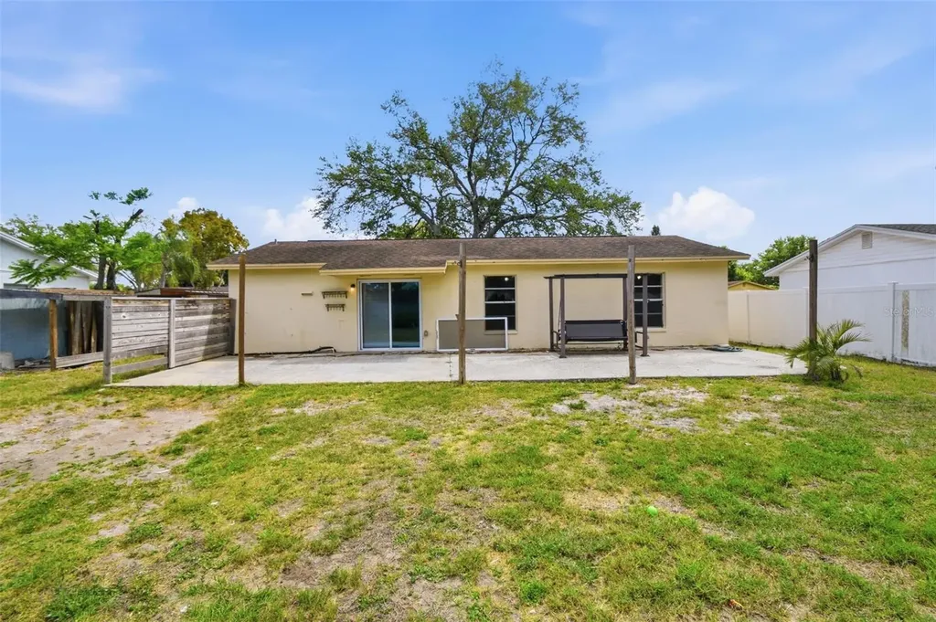 2706 40th Street W Bradenton FL 34205
