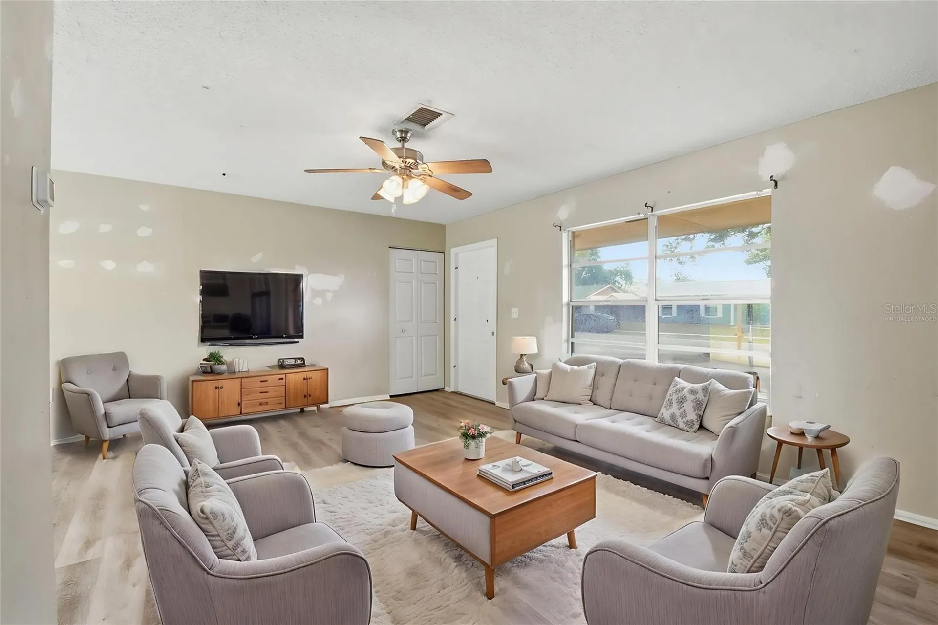 2706 40th Street W Bradenton FL 34205