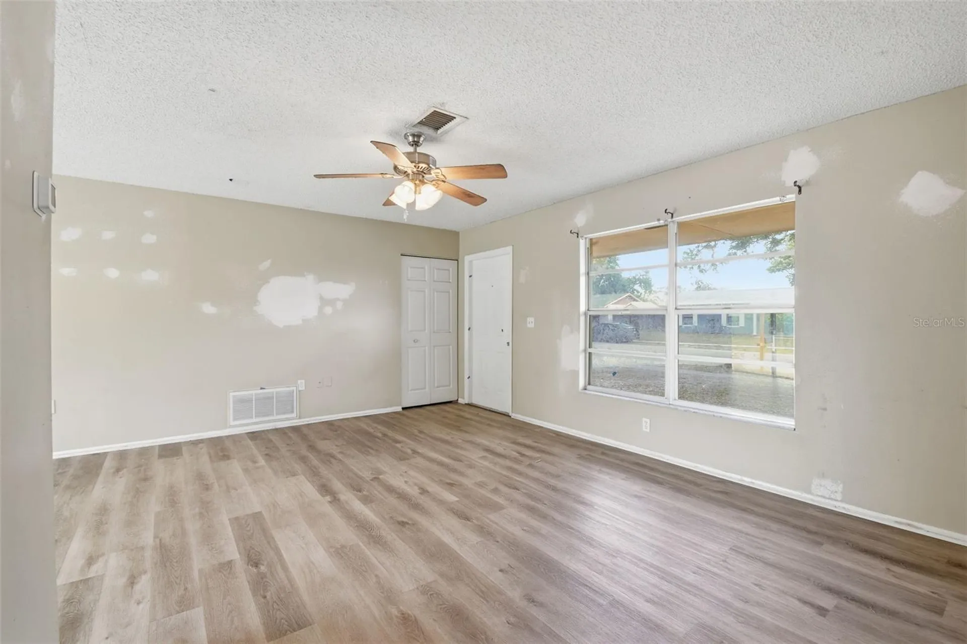 2706 40th Street W Bradenton FL 34205