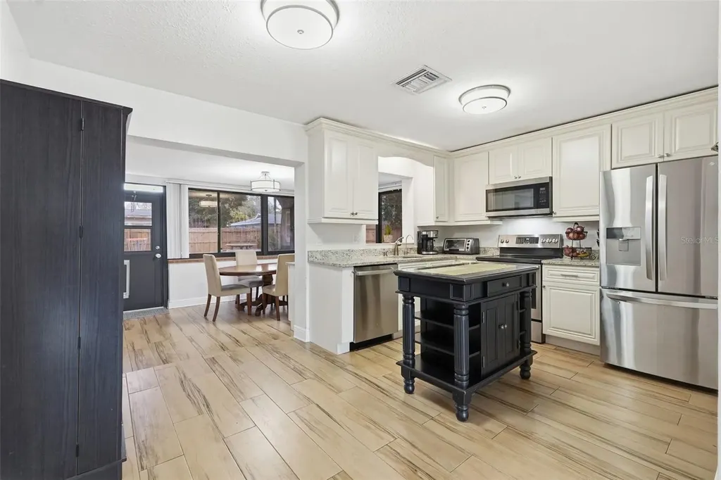 1130 8th Avenue NE Largo FL 33770
