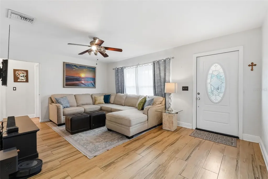 1130 8th Avenue NE Largo FL 33770