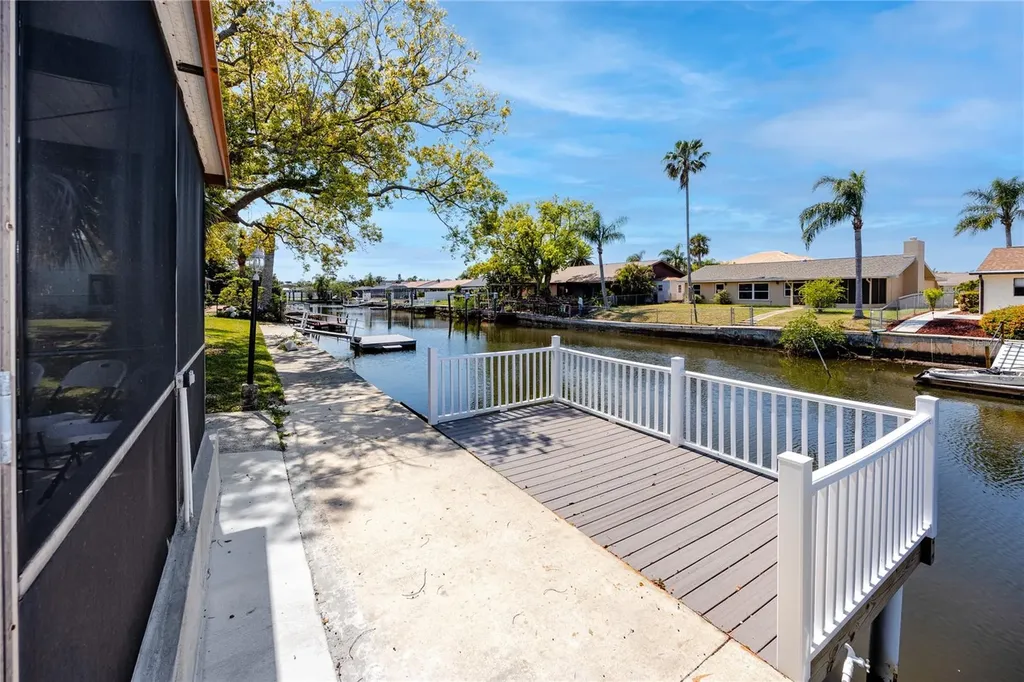 9903 San Mateo Way Port Richey FL 34668