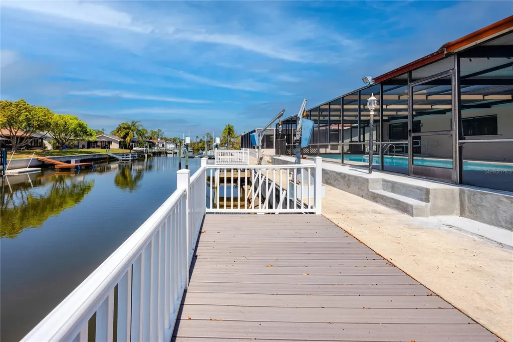 9903 San Mateo Way Port Richey FL 34668