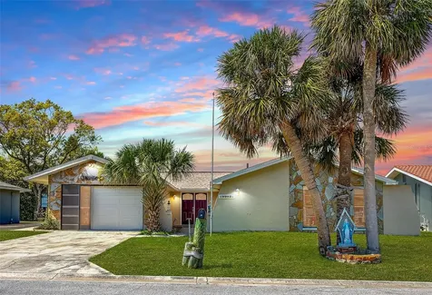 9903 San Mateo Way Port Richey FL 34668