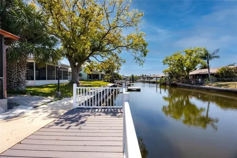 9903 San Mateo Way Port Richey FL 34668