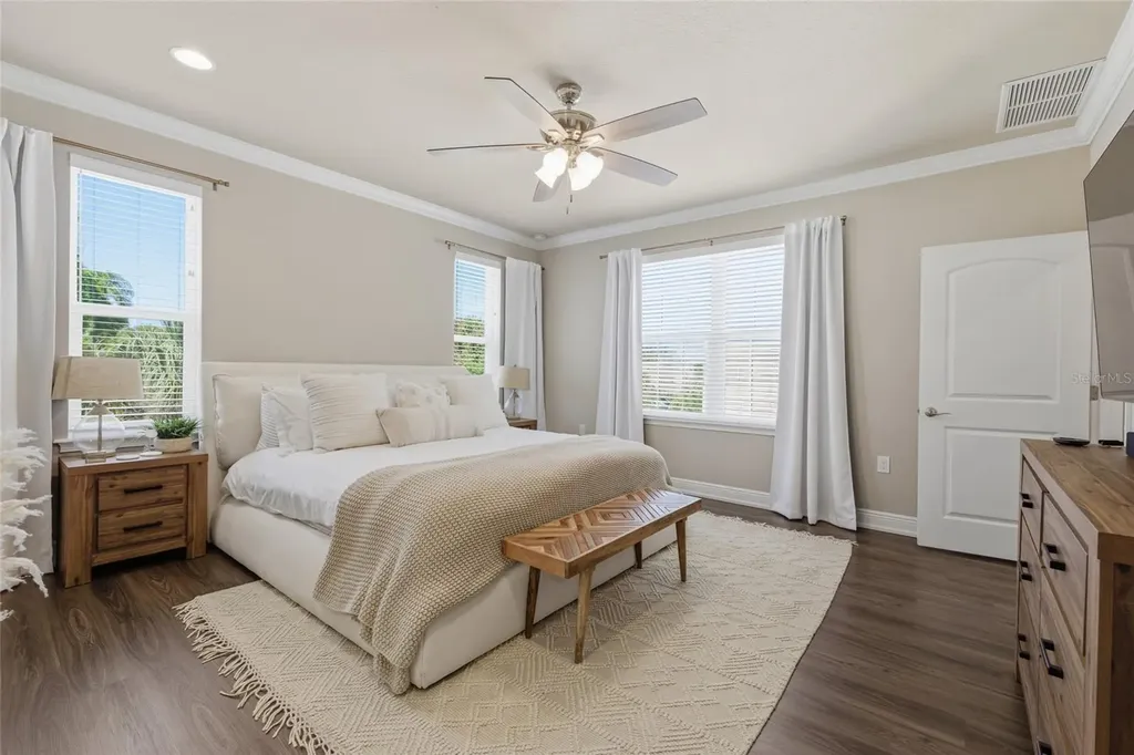 2407 W North B Street Tampa FL 33609