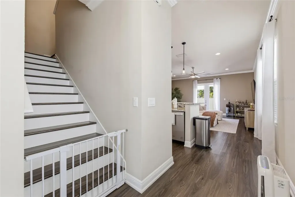 2407 W North B Street Tampa FL 33609