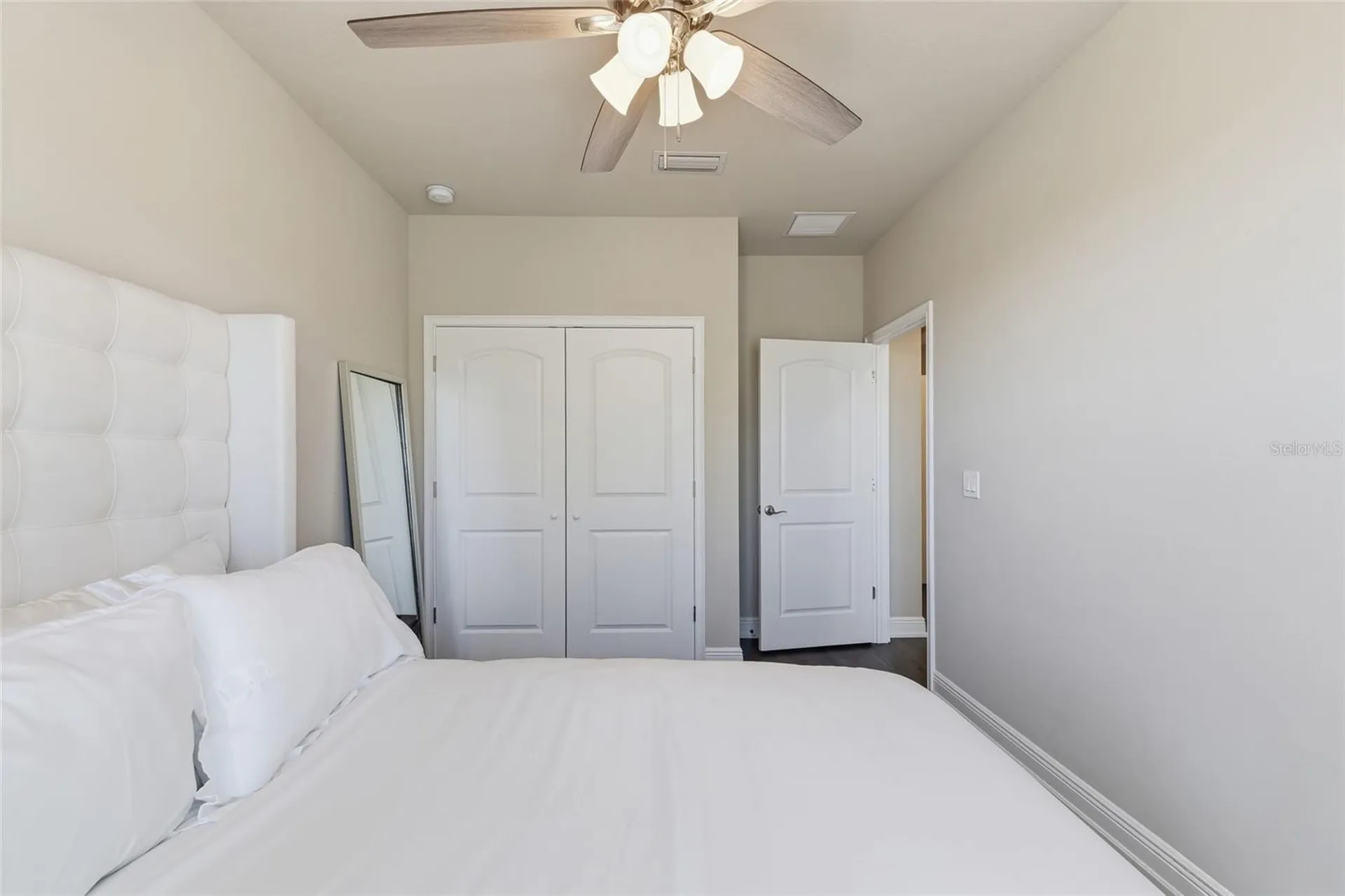 2407 W North B Street Tampa FL 33609